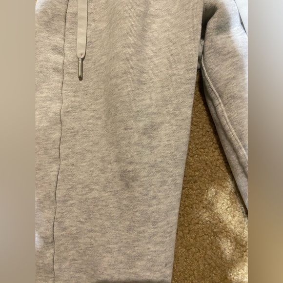 Lululemon sweats size 0 - Picture 4 of 4